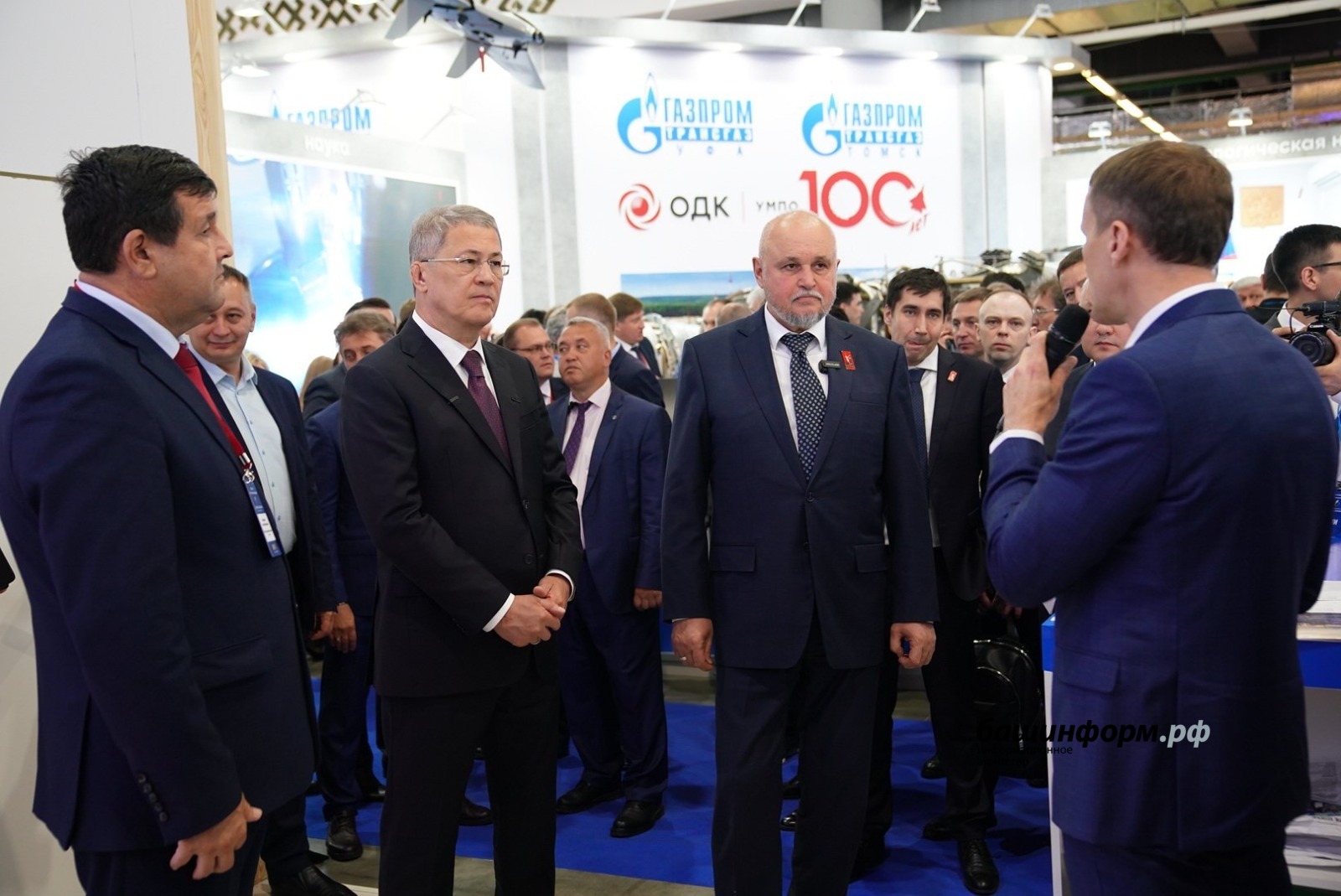 Олег Яровиков
