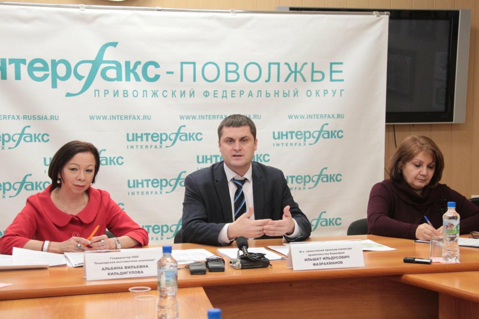 Олег Яровиков