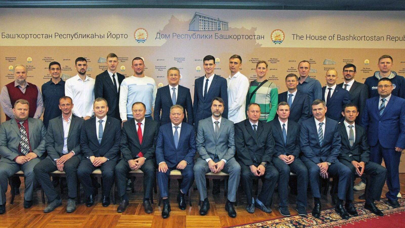 Олег Яровиков