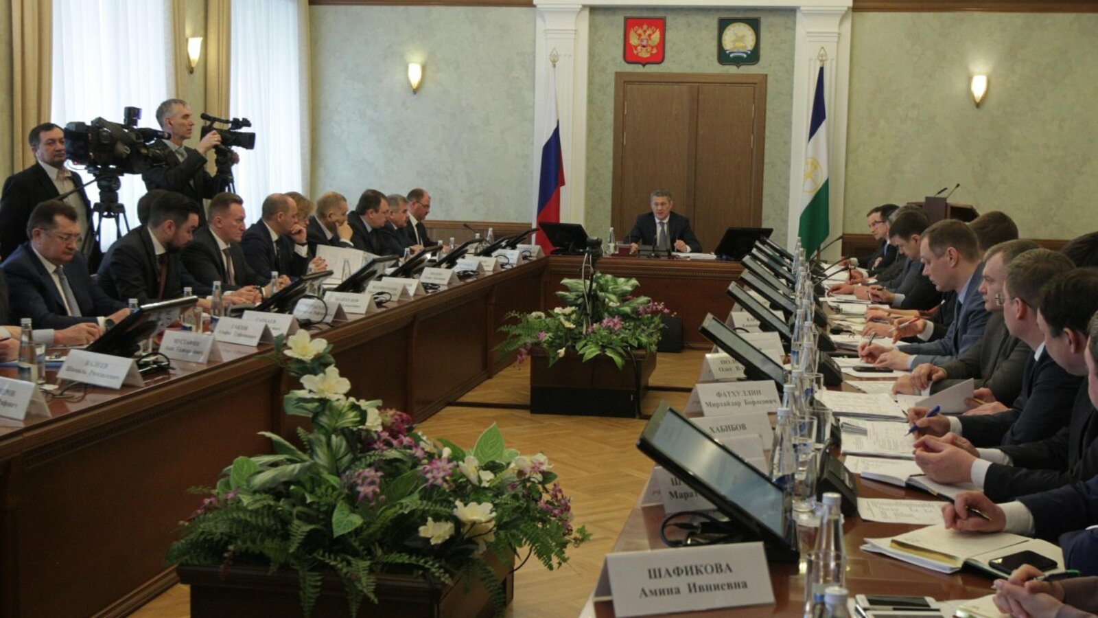 Олег Яровиков