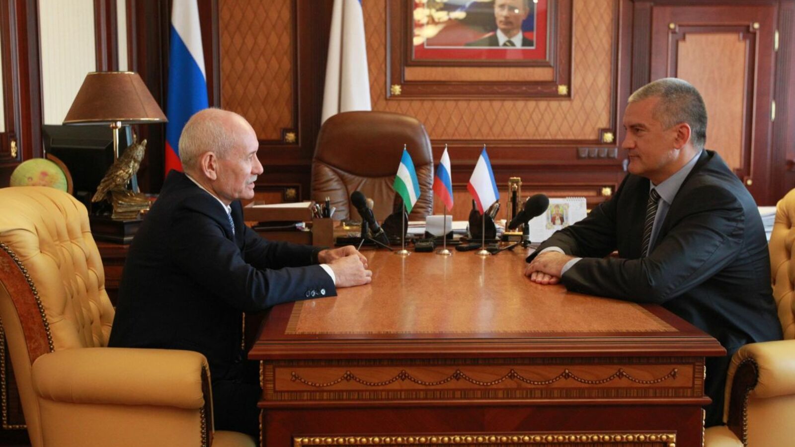 Олег Яровиков