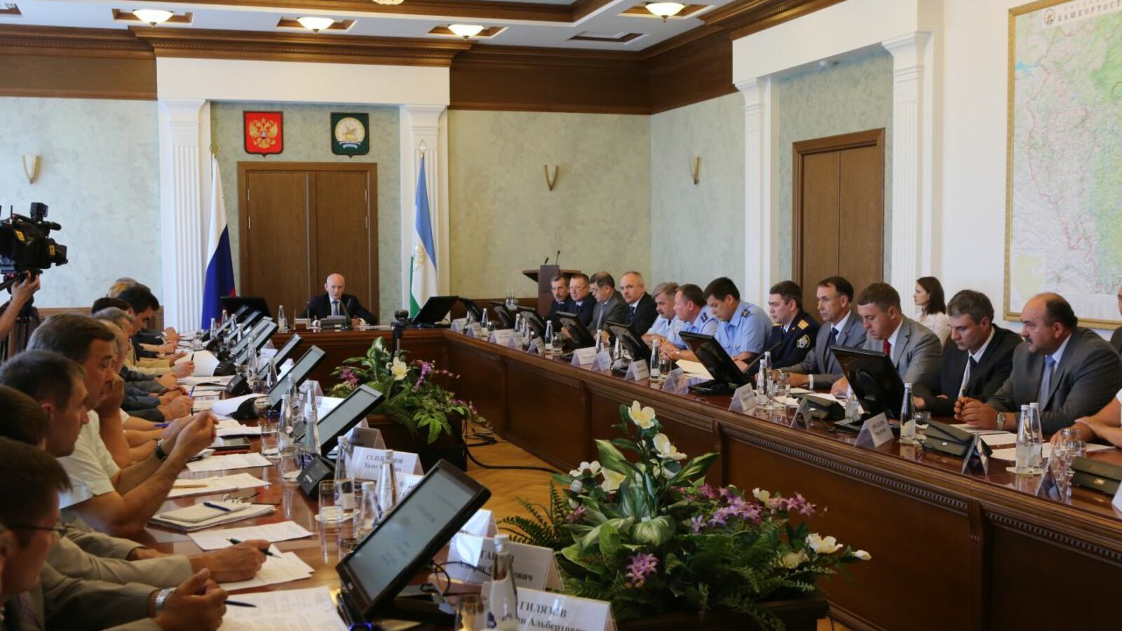 Андрей Старостин