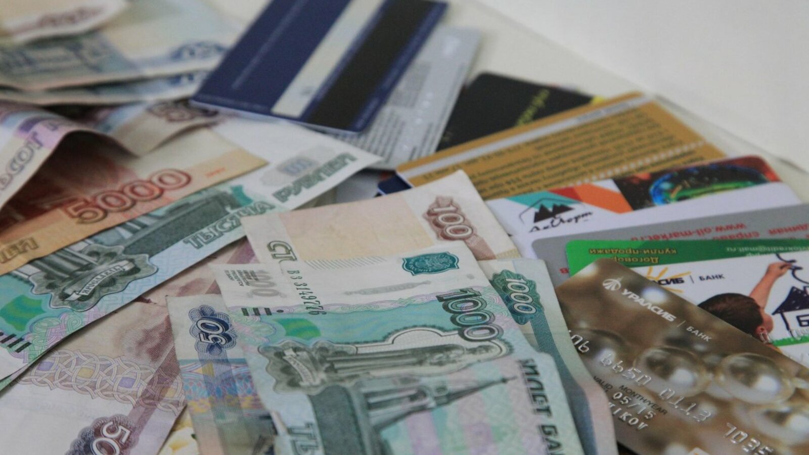 Олег Яровиков