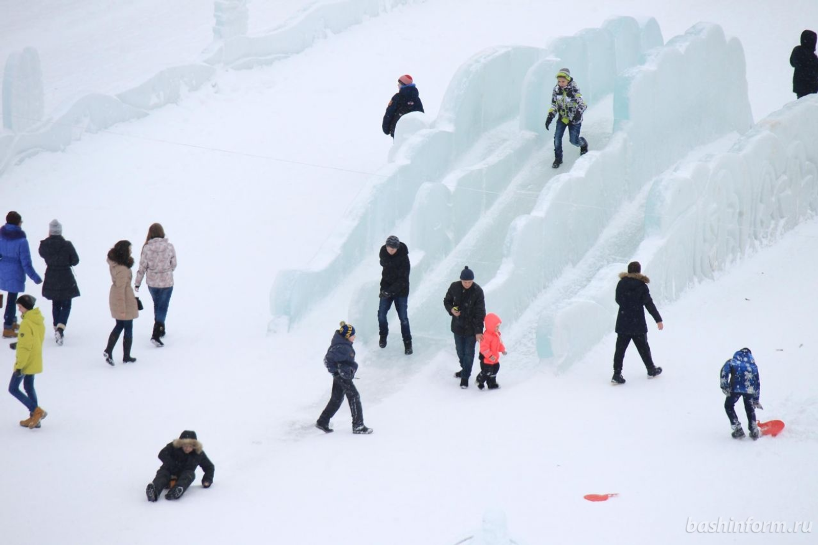 Олег Яровиков