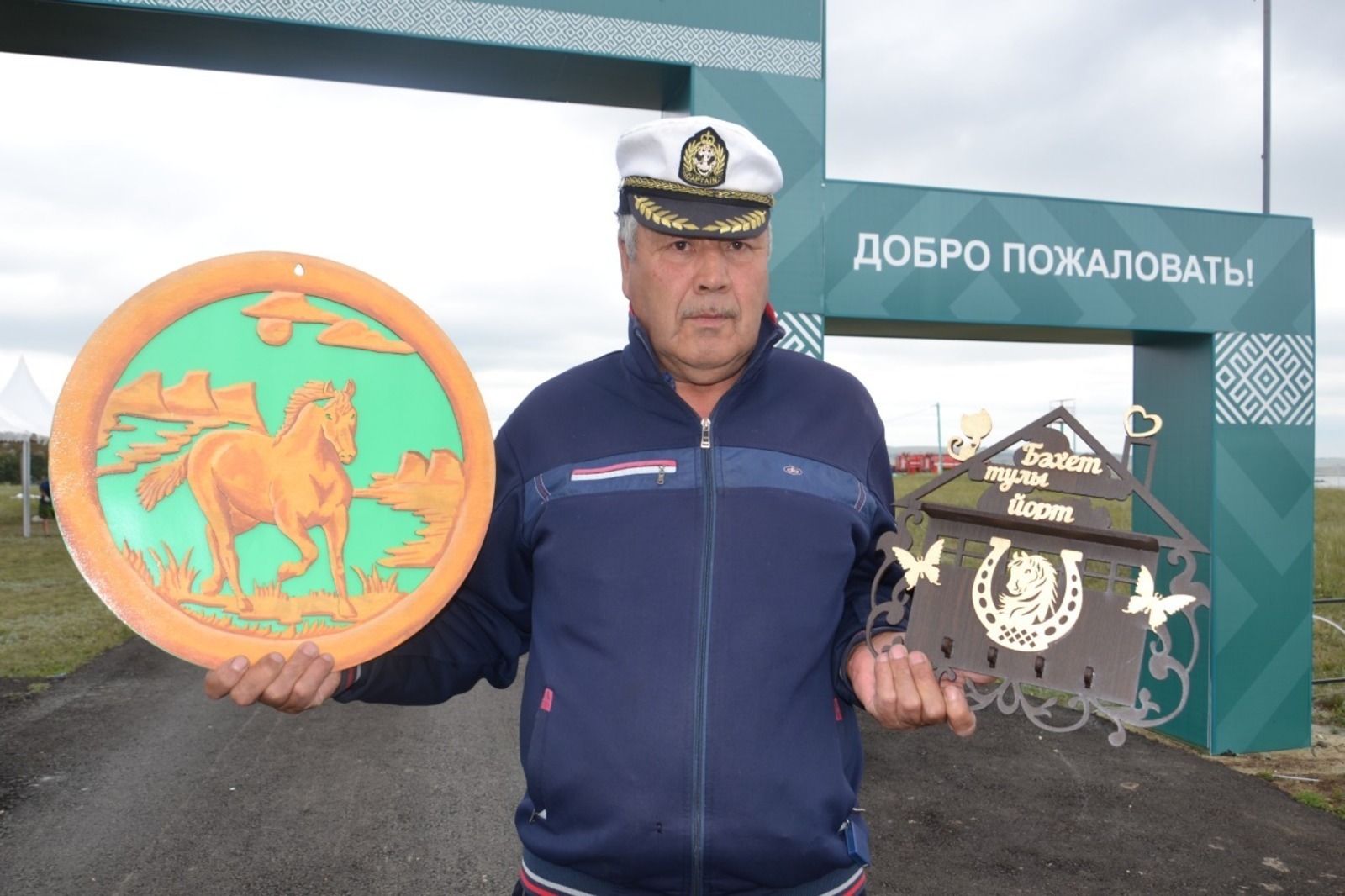 Ремесленник из Учалинского района на фестивале намерен продать сувениры более чем на 150 тысяч рублей