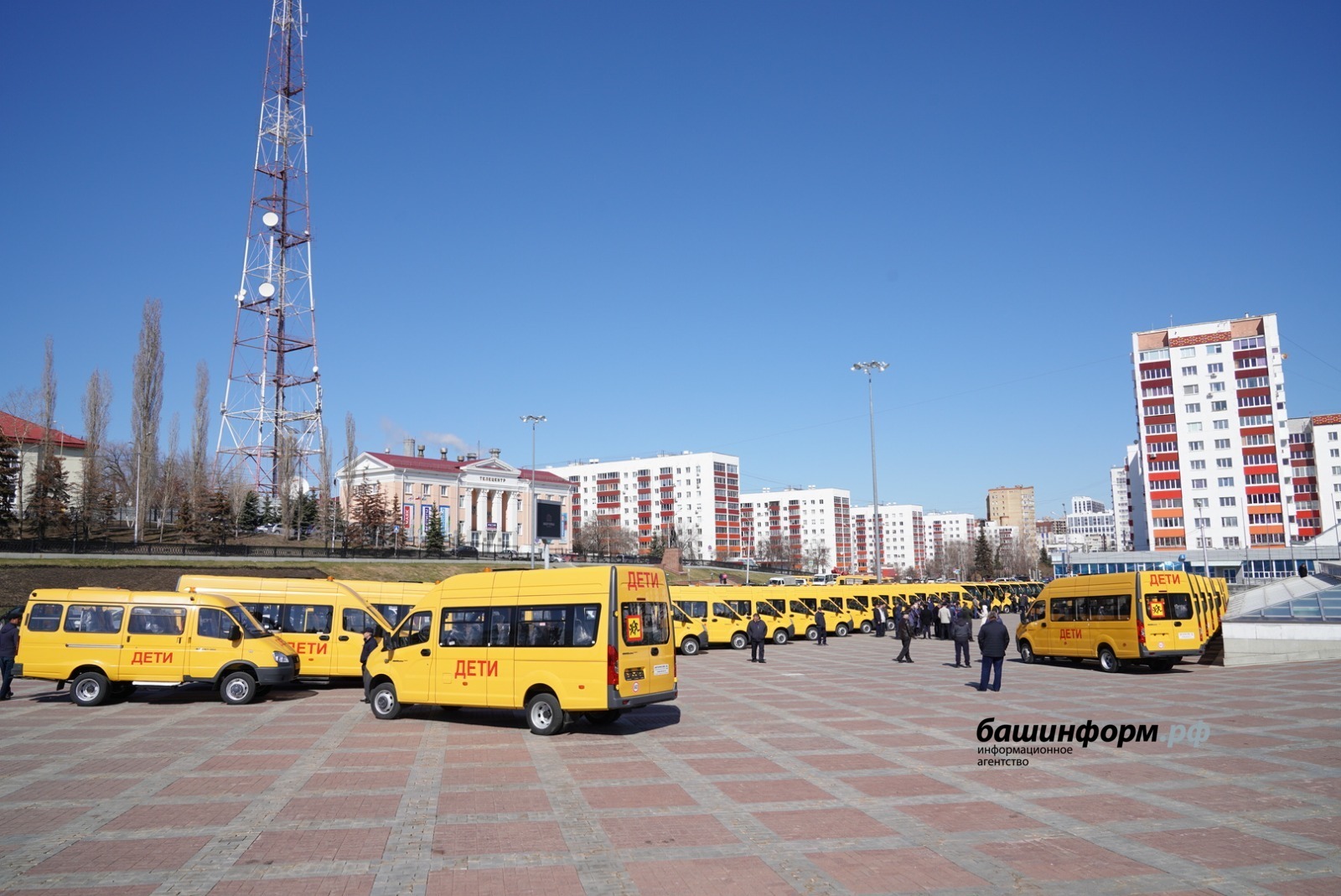 Олег Яровиков.