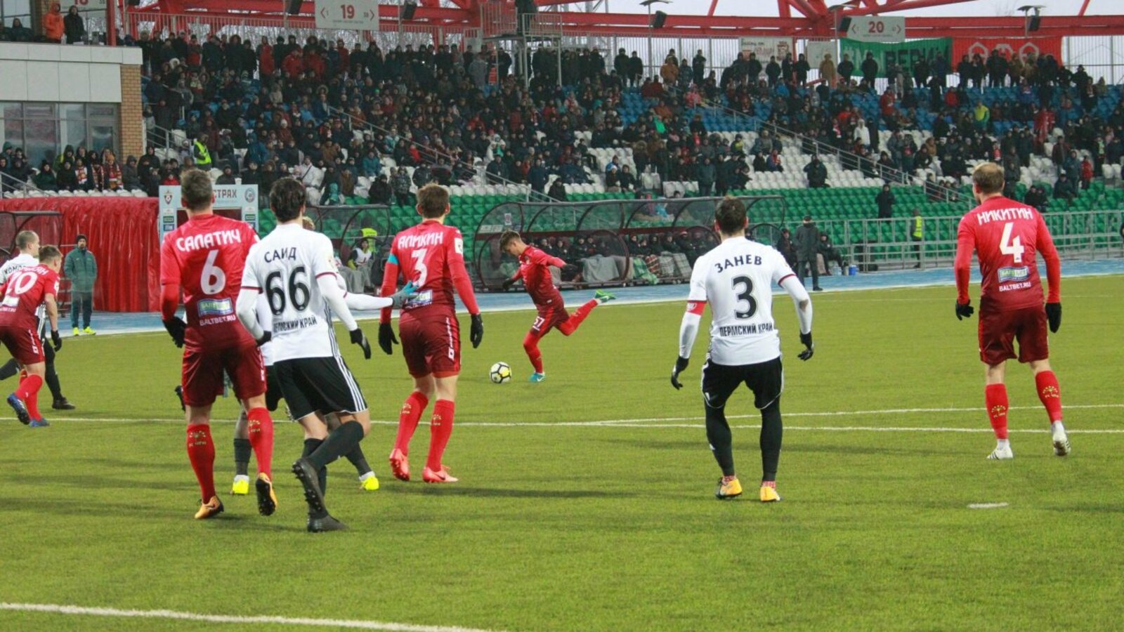 Олег Яровиков