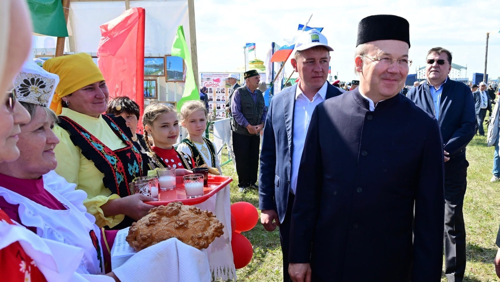 Андрей Назаровтың социаль селтәрҙәре