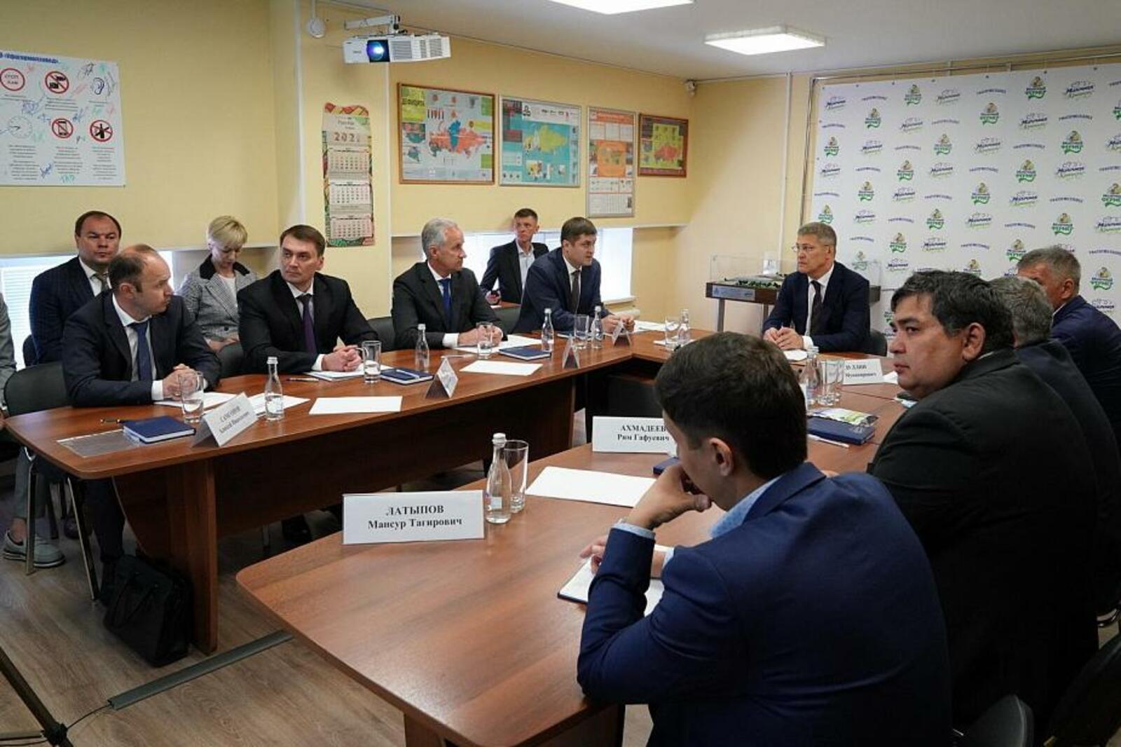 Олег Яровиков