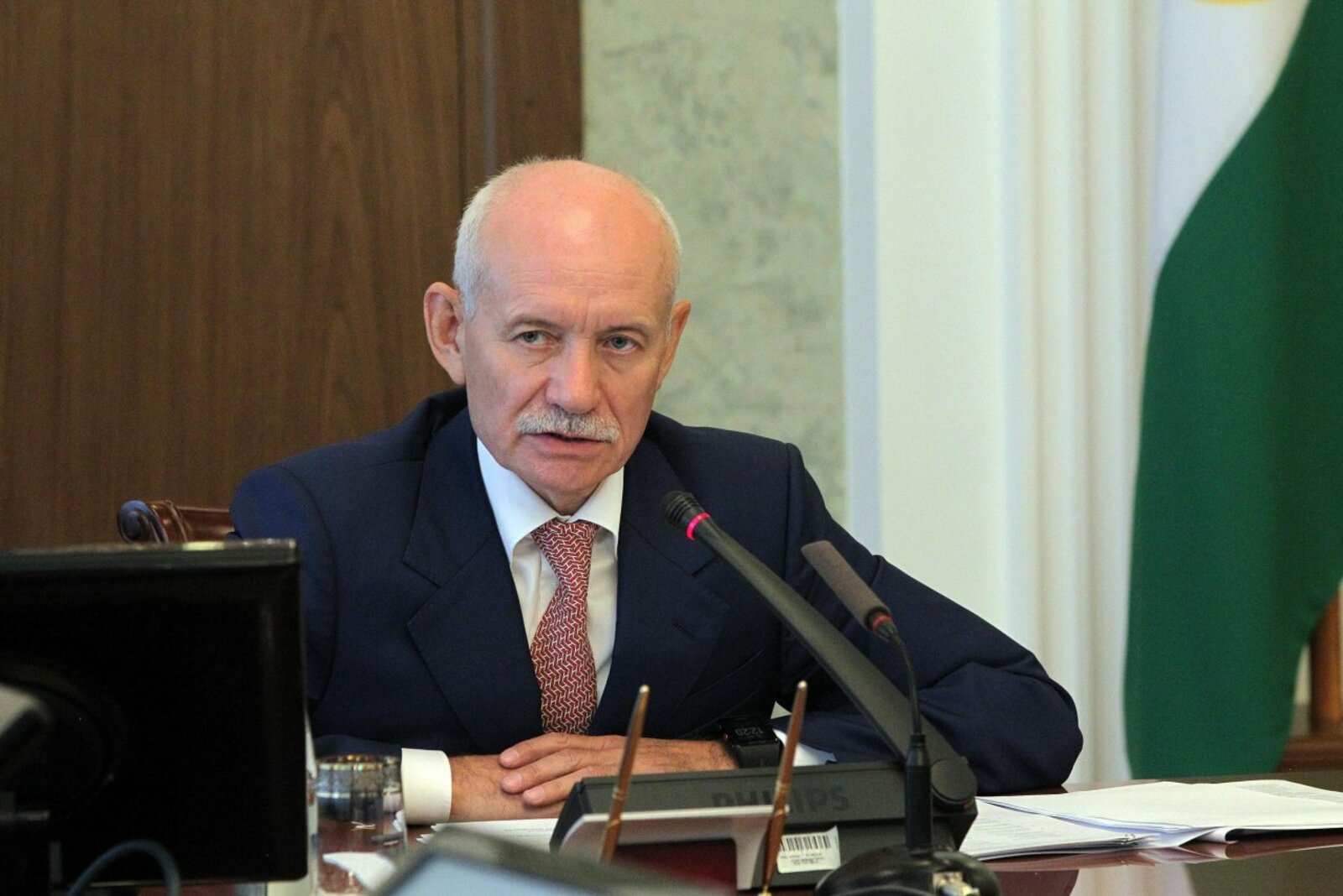 Олег Яровиков