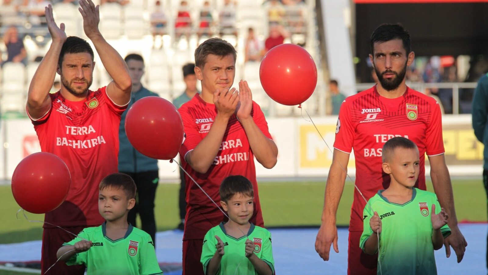 Олег Яровиков