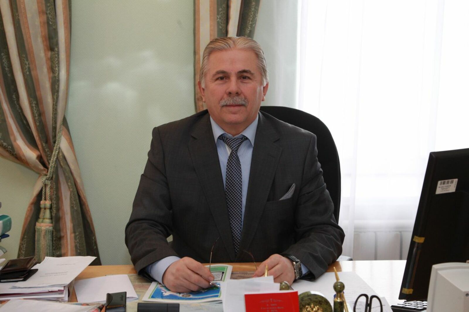 Олег Яровиков