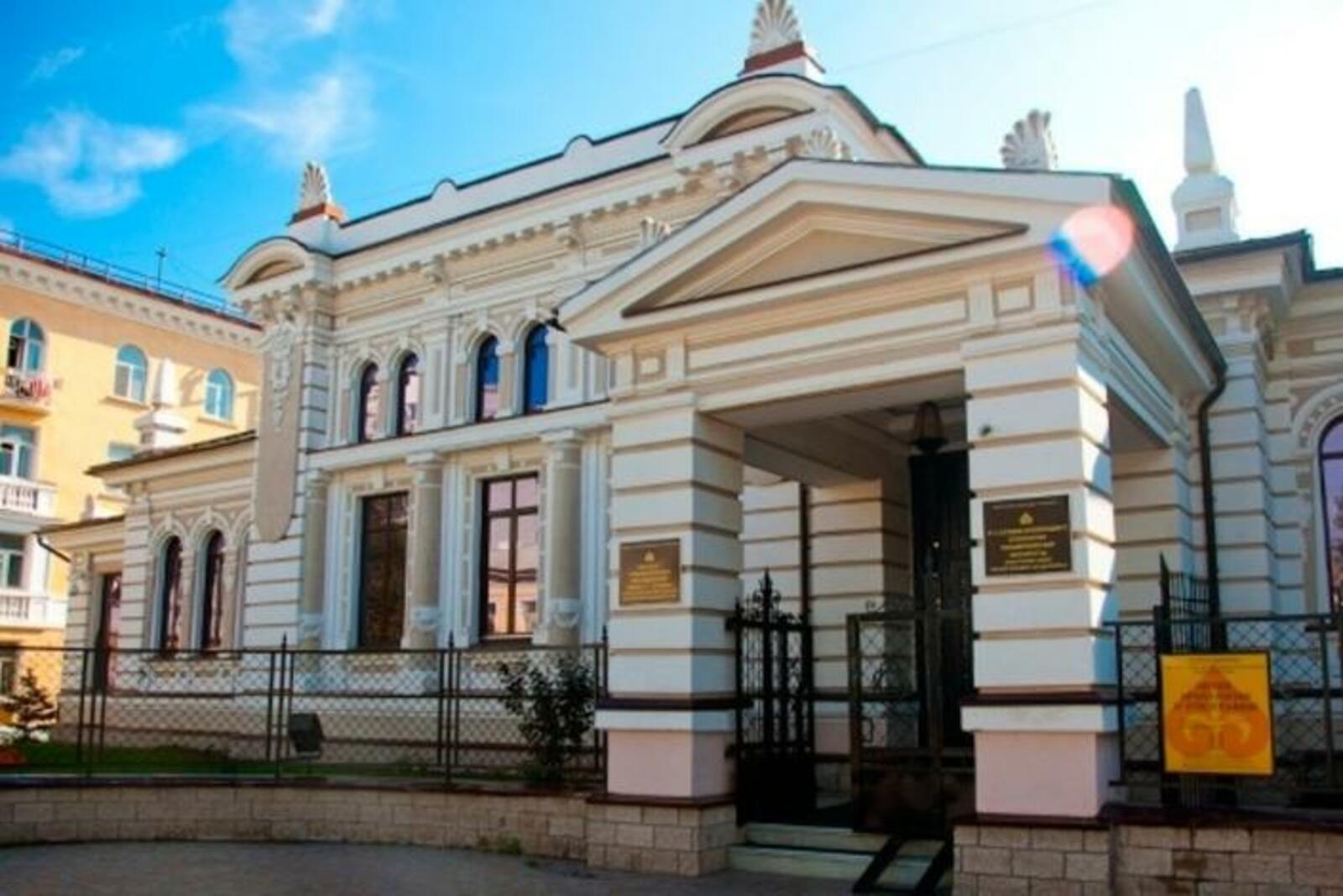 с официального сайта