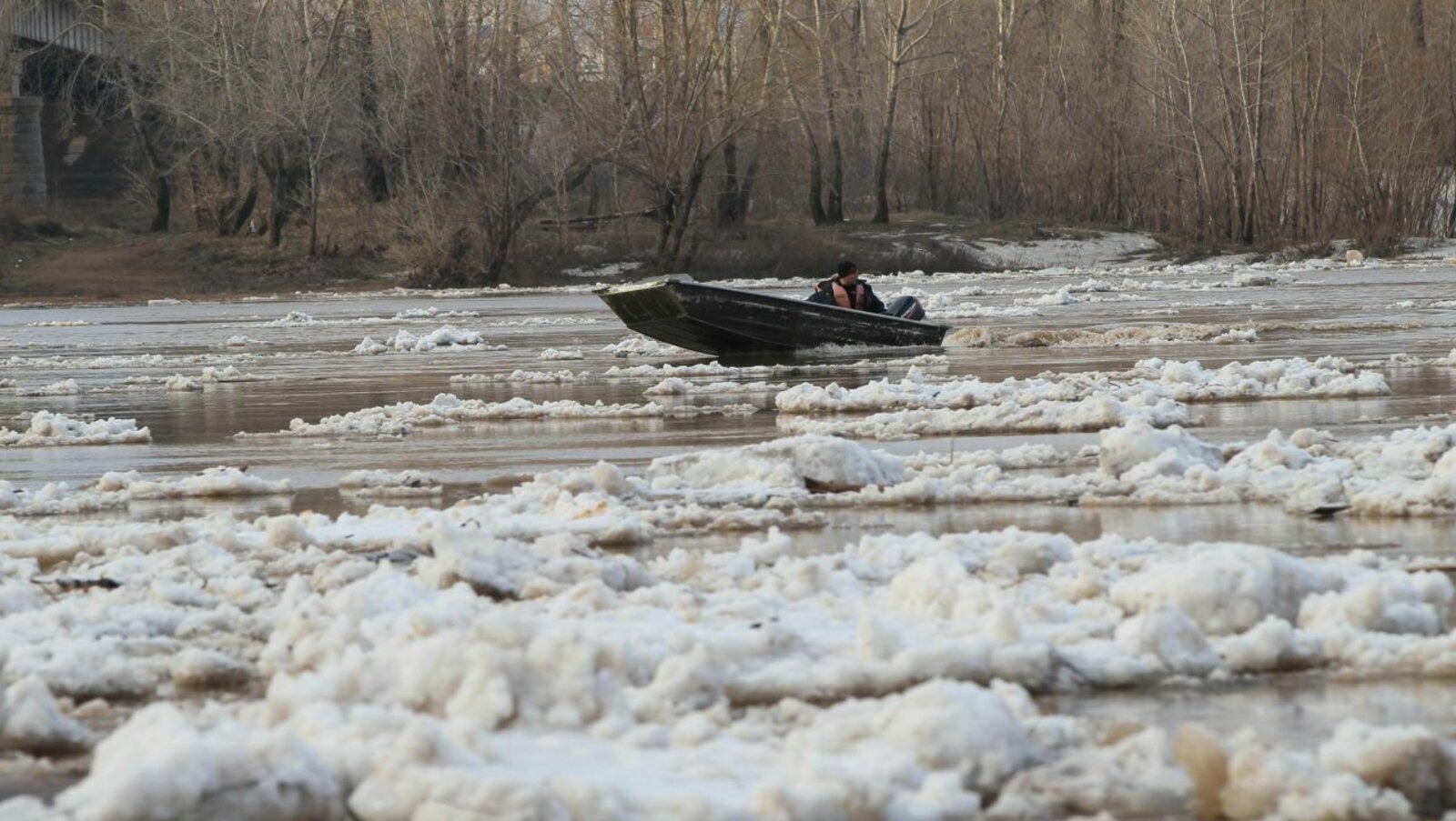 Олег Яровиков