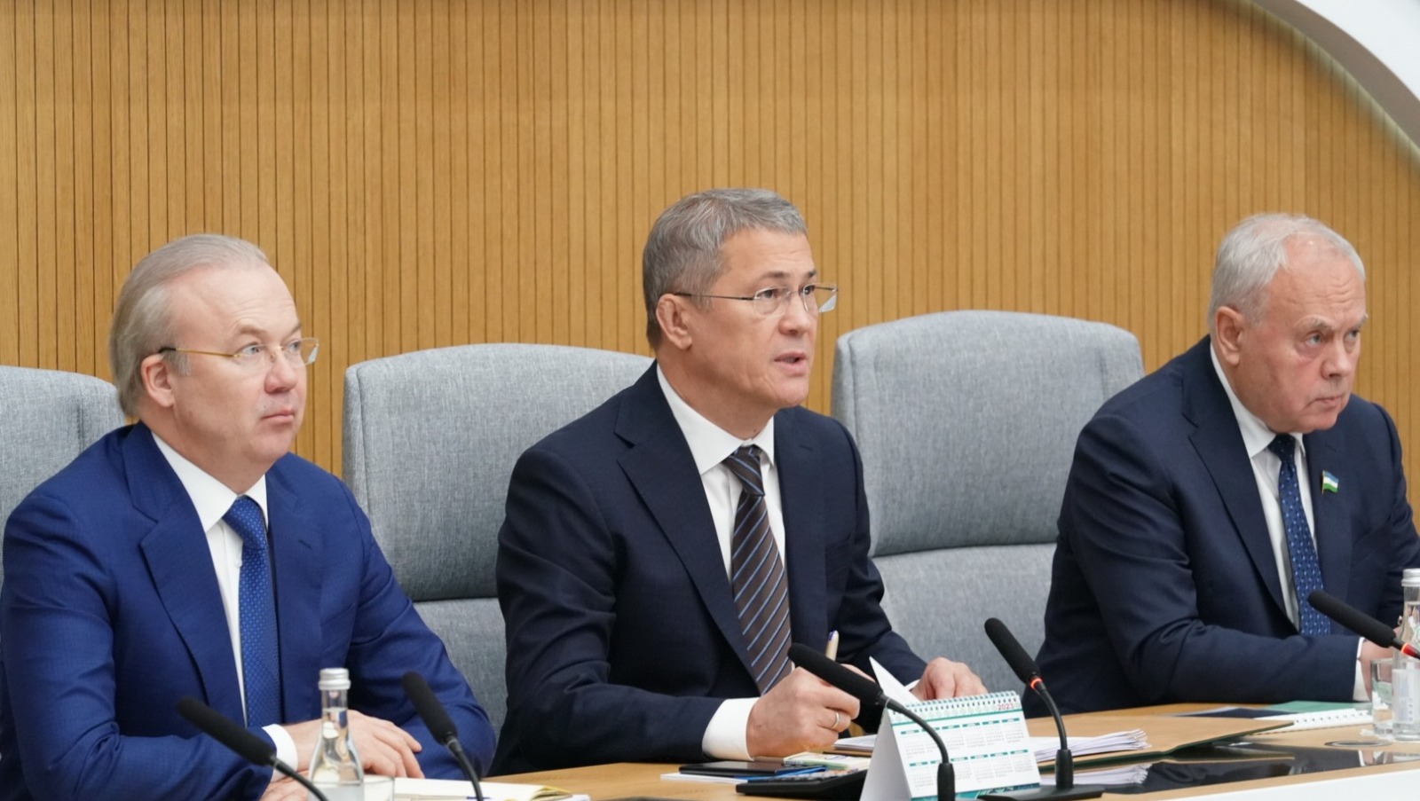 Олег Яровиков