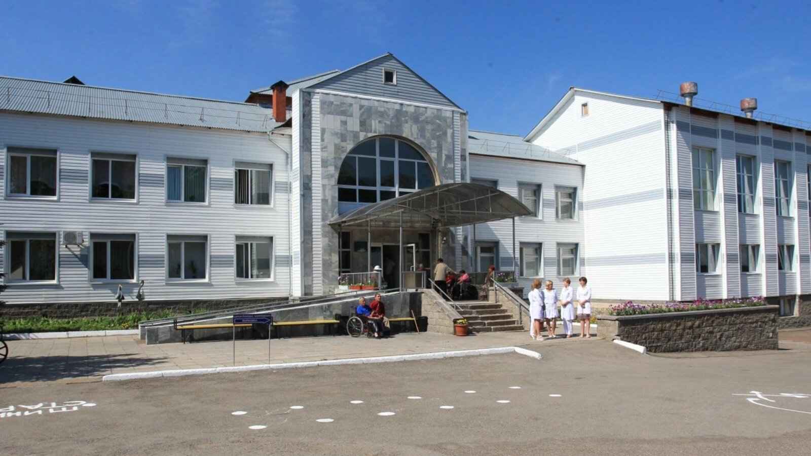 Олег Яровиков