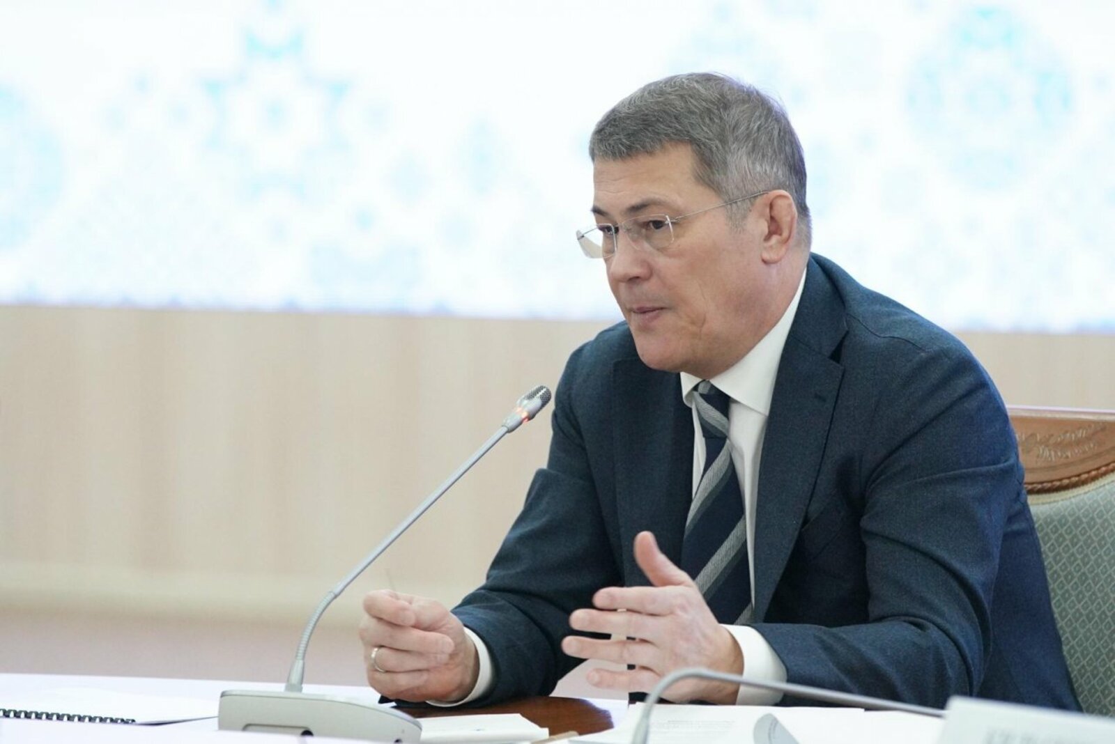 Олег Яровиков