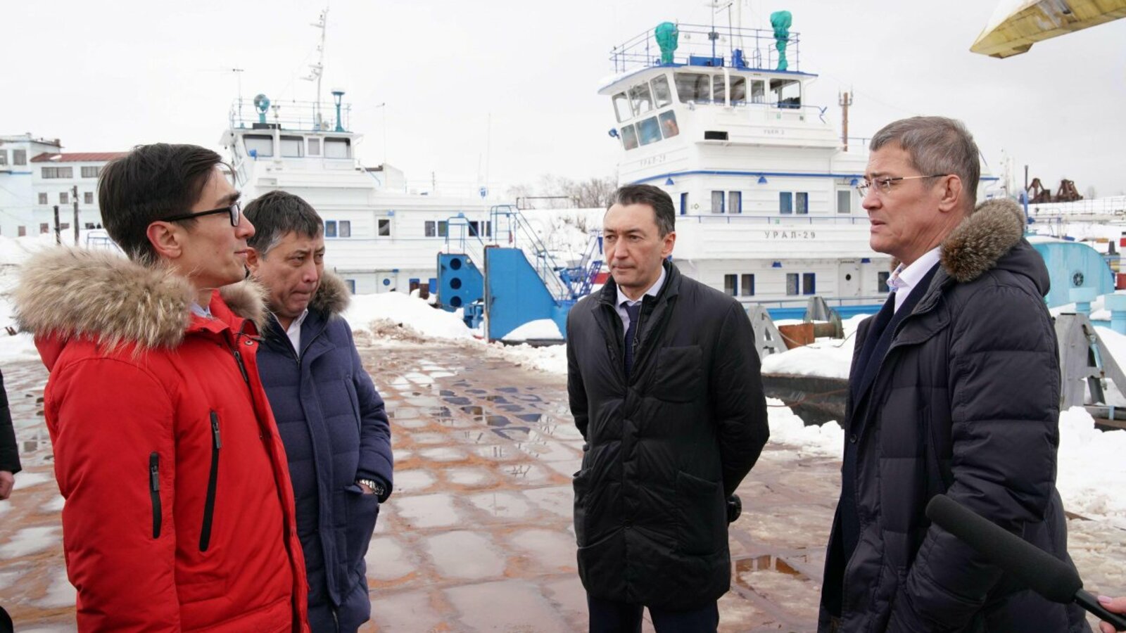 Олег Яровиков