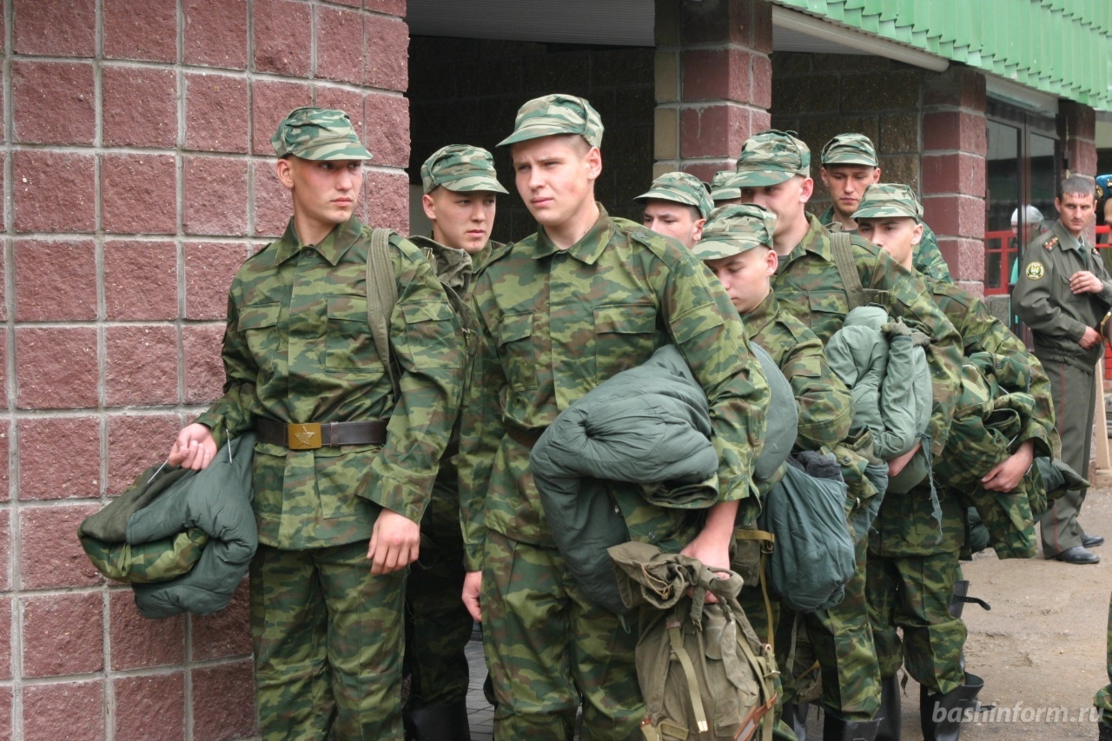 Олег Яровиков