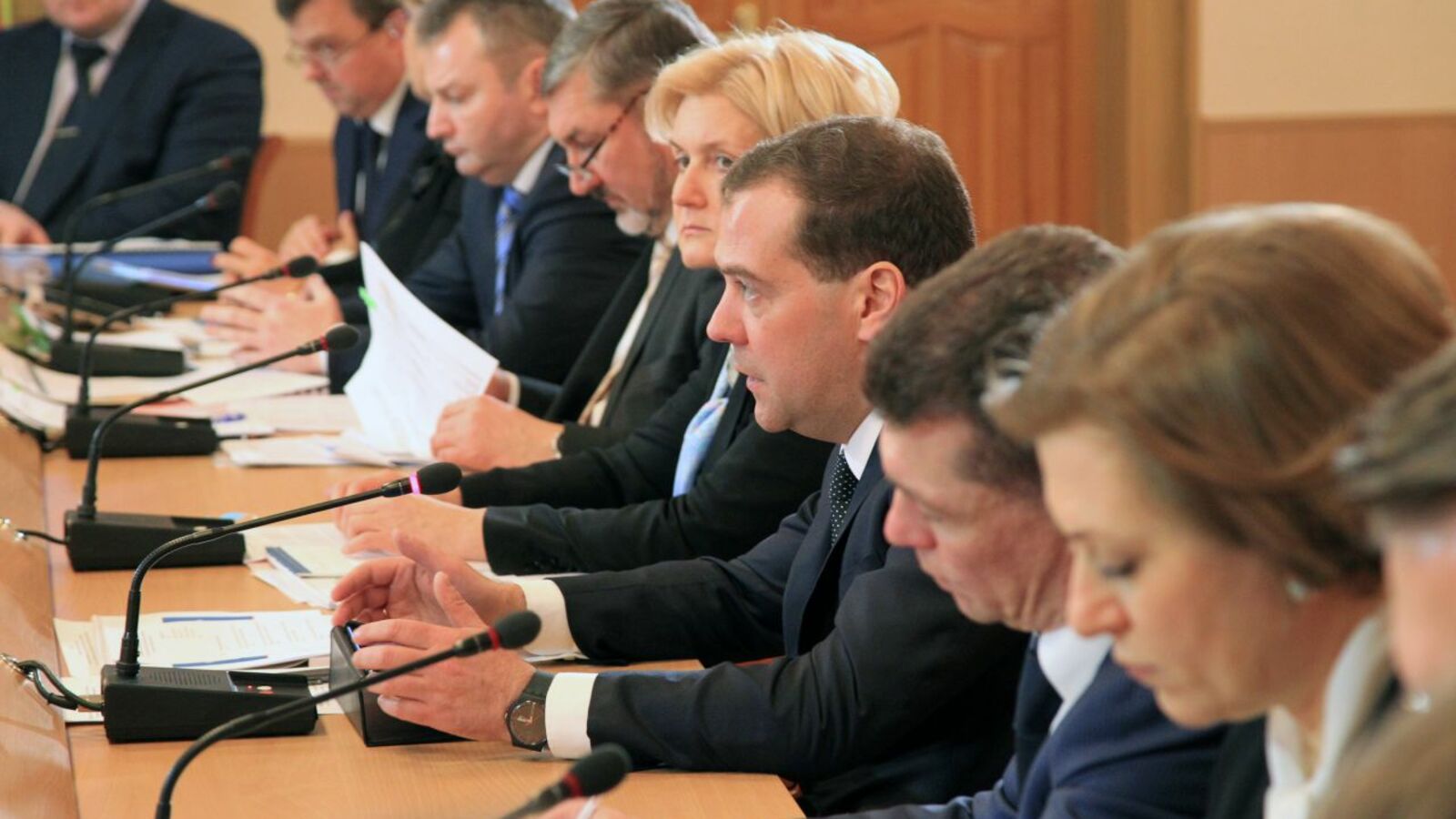 Олег Яровиков