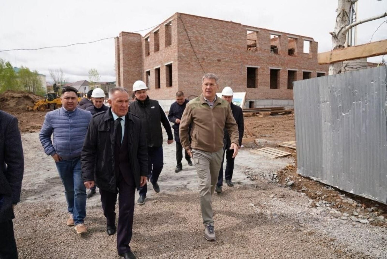 В Башкирии будут построены новые медучреждения – информировал Глава республики Радий Хабиров