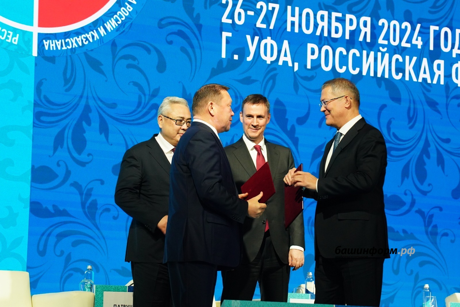 Олег Яровиков