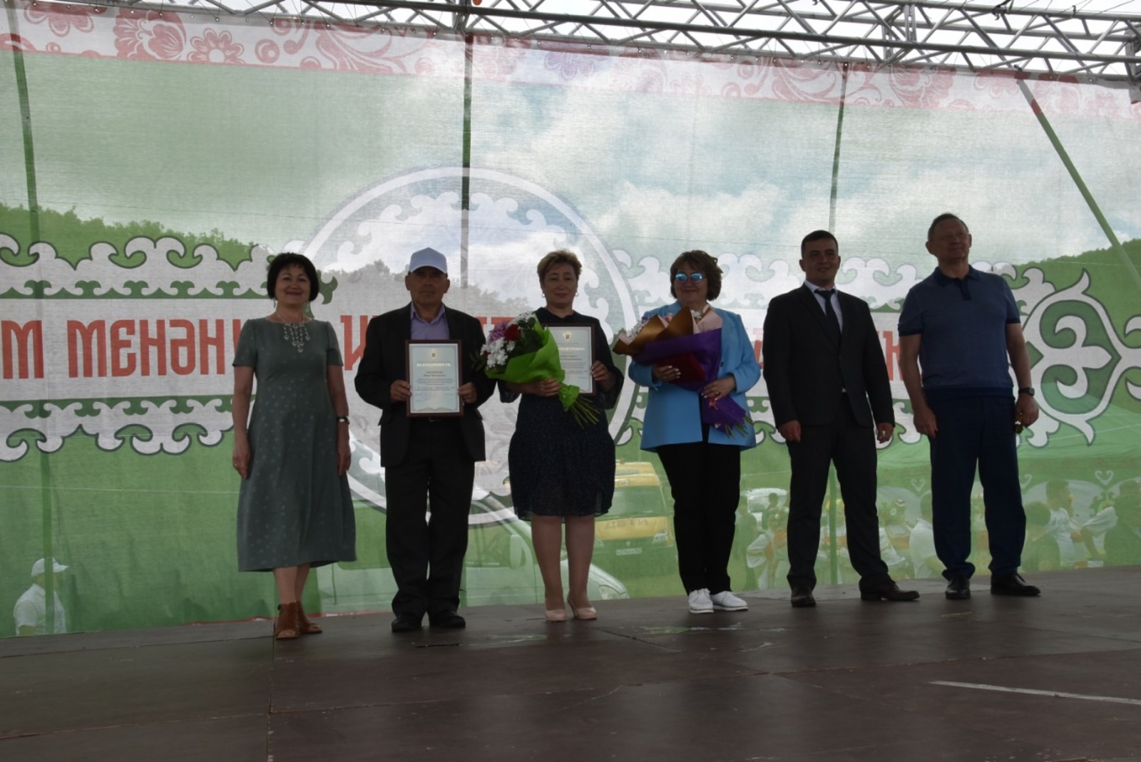 В Ишимбайском районе наградили лучших аграриев района