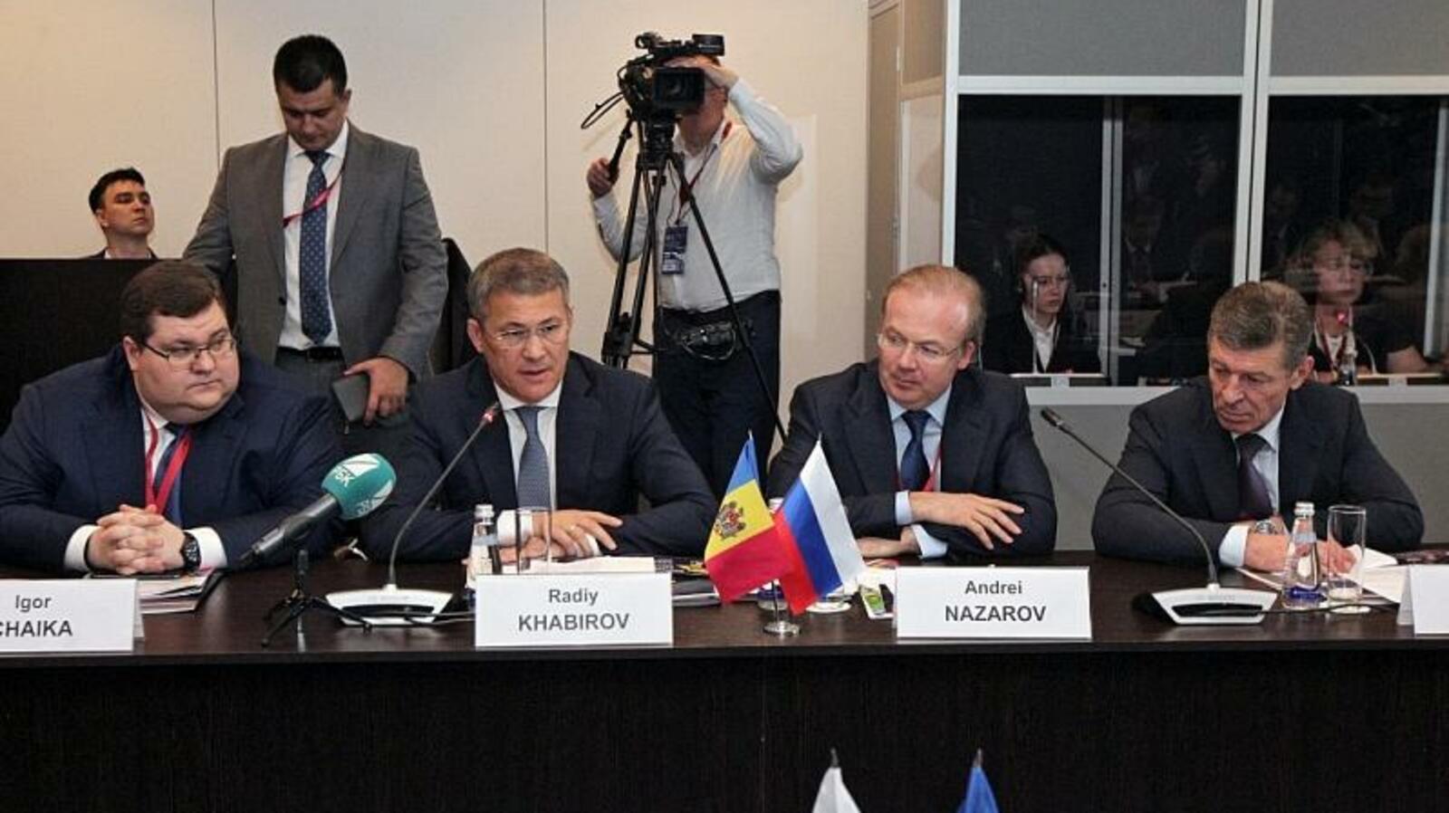 Олег Яровиков