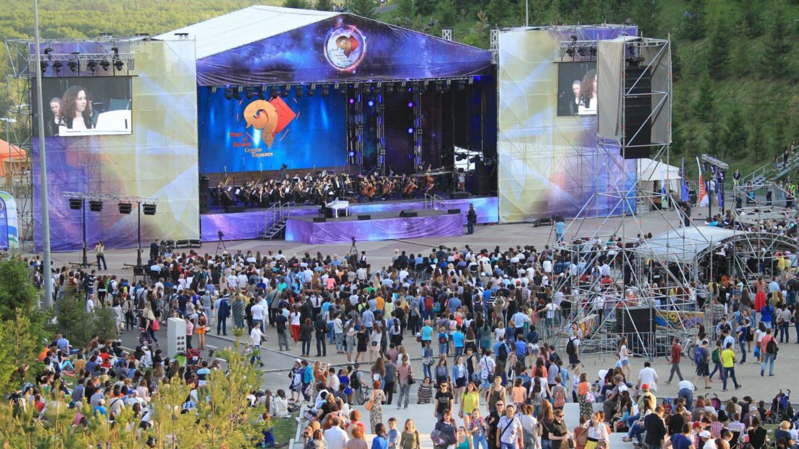 Олег Яровиков