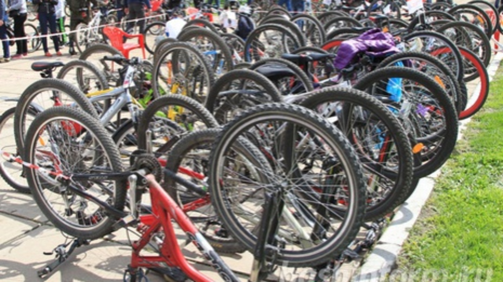 Олег Яровиков