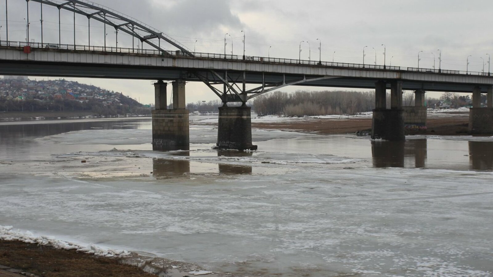 Олег Яровиков