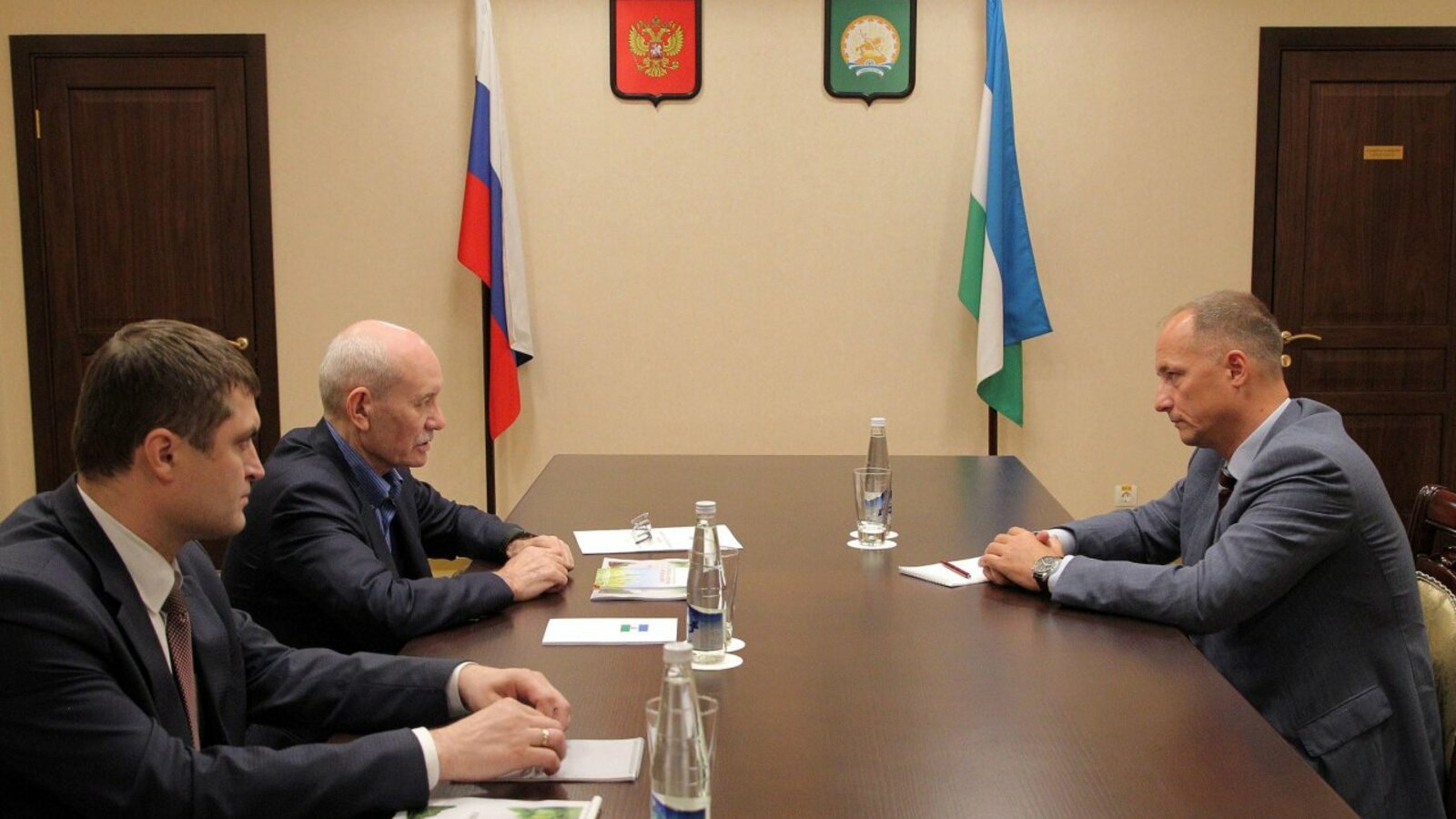 Олег Яровиков