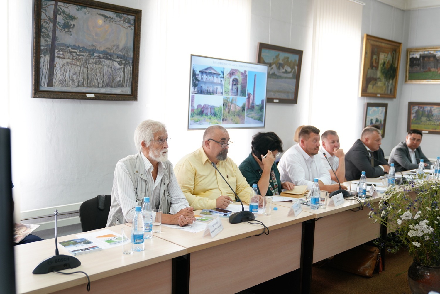 Олег Яровиков