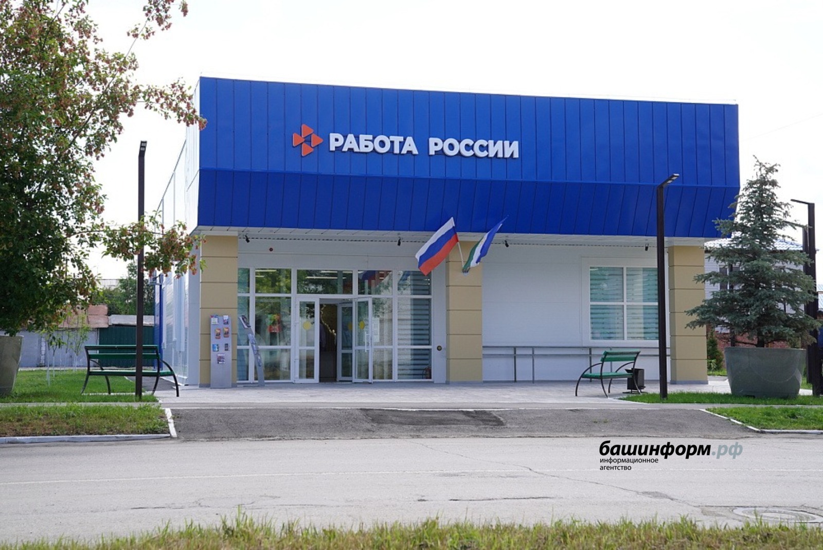 Олег  Яровиков