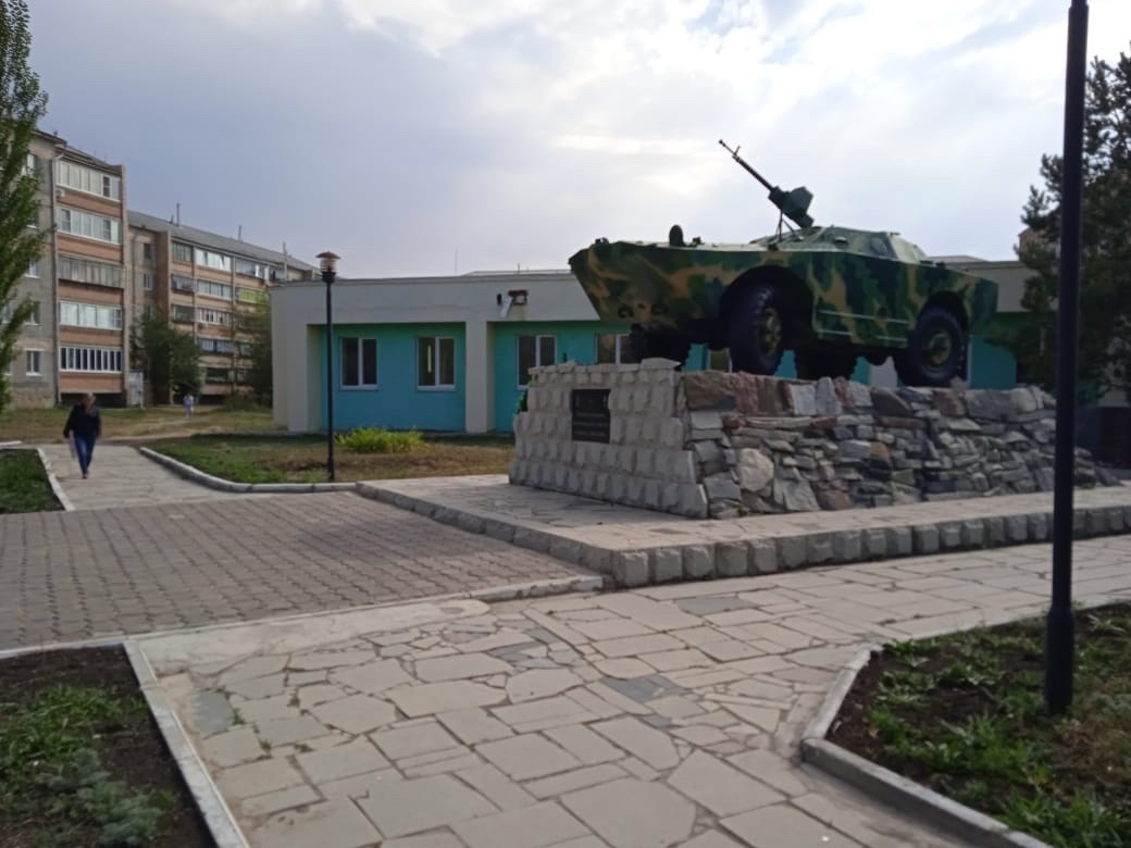 В Сибае всем миром обновили памятник воинам-интернационалистам