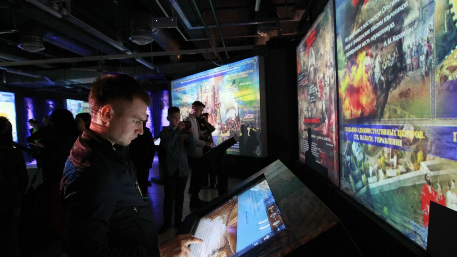 Олег Яровиков