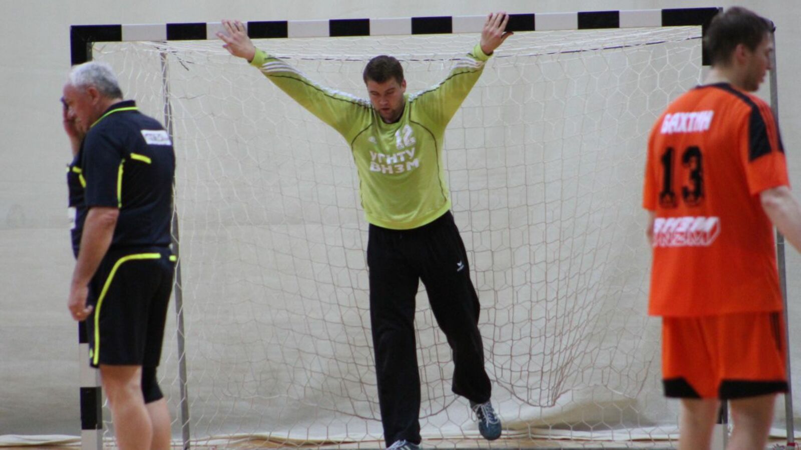 Дмитрий Слезин