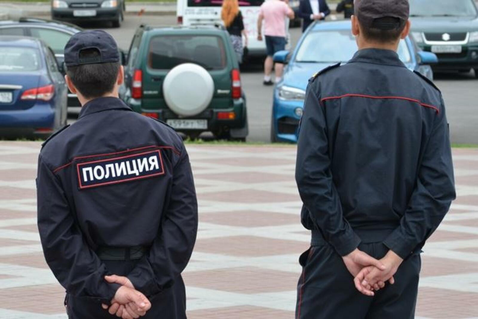 автор