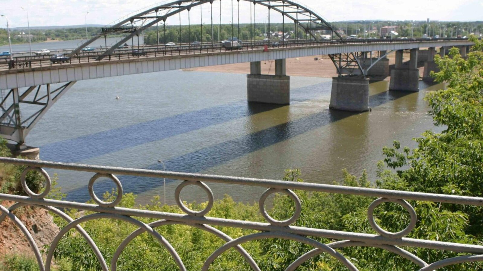 Олег Яровиков