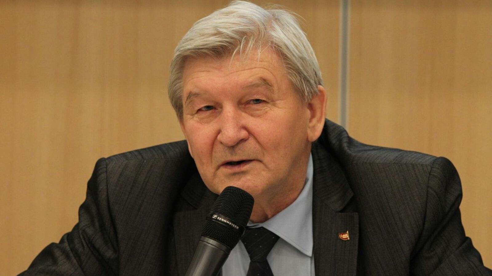 Олег Яровиков