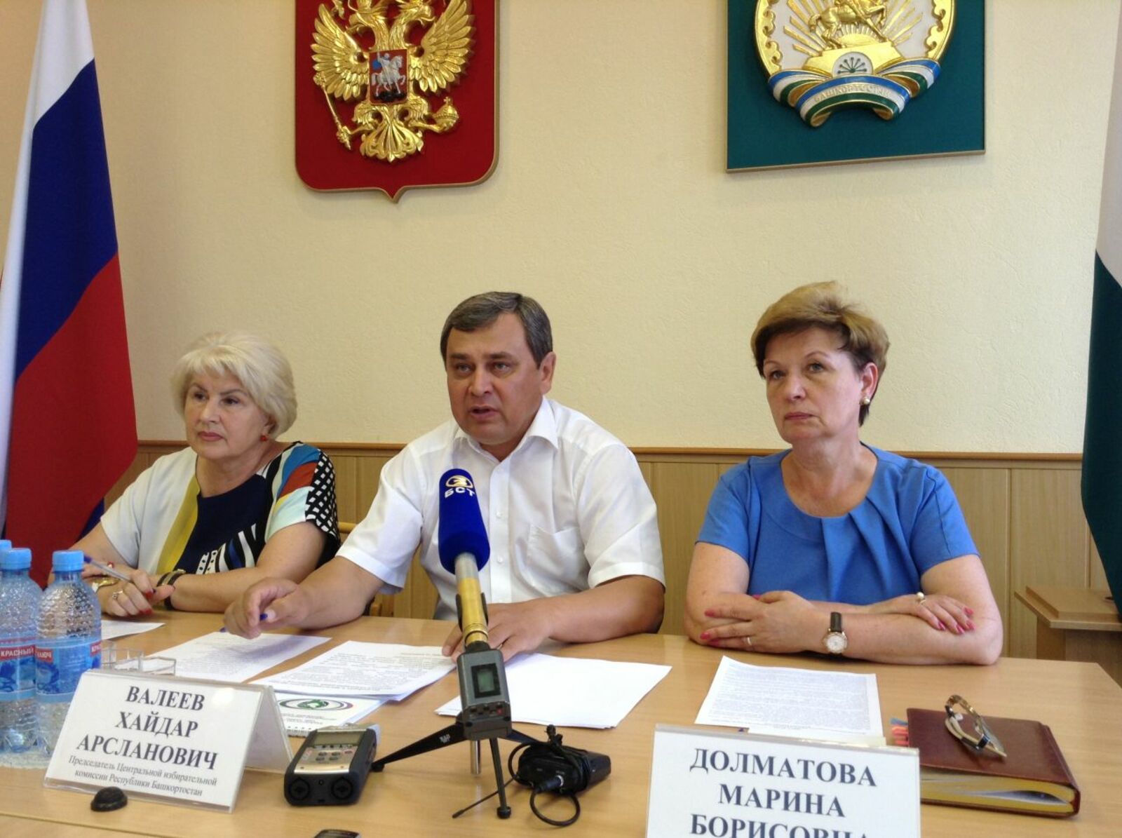 автор