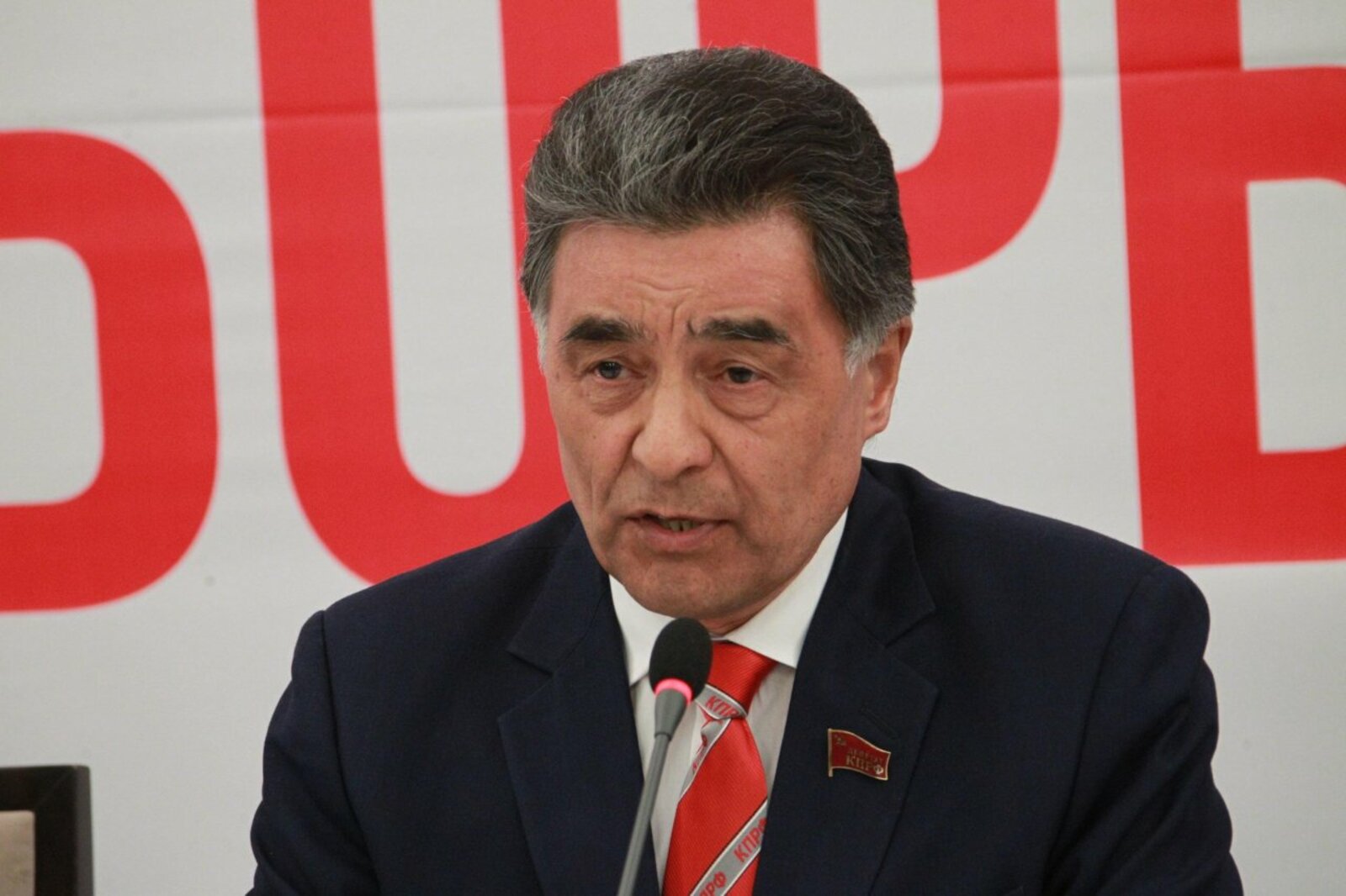 Олег Яровиков