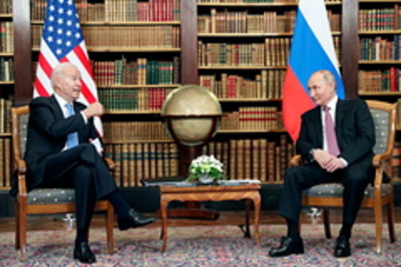 В Кремле исключили переговоры Путина и Байдена после консультаций по ДСНВ