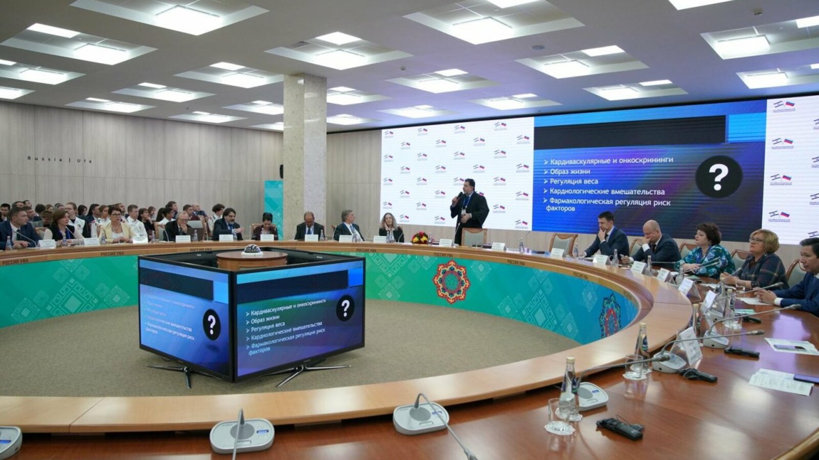 Олег Яровиков