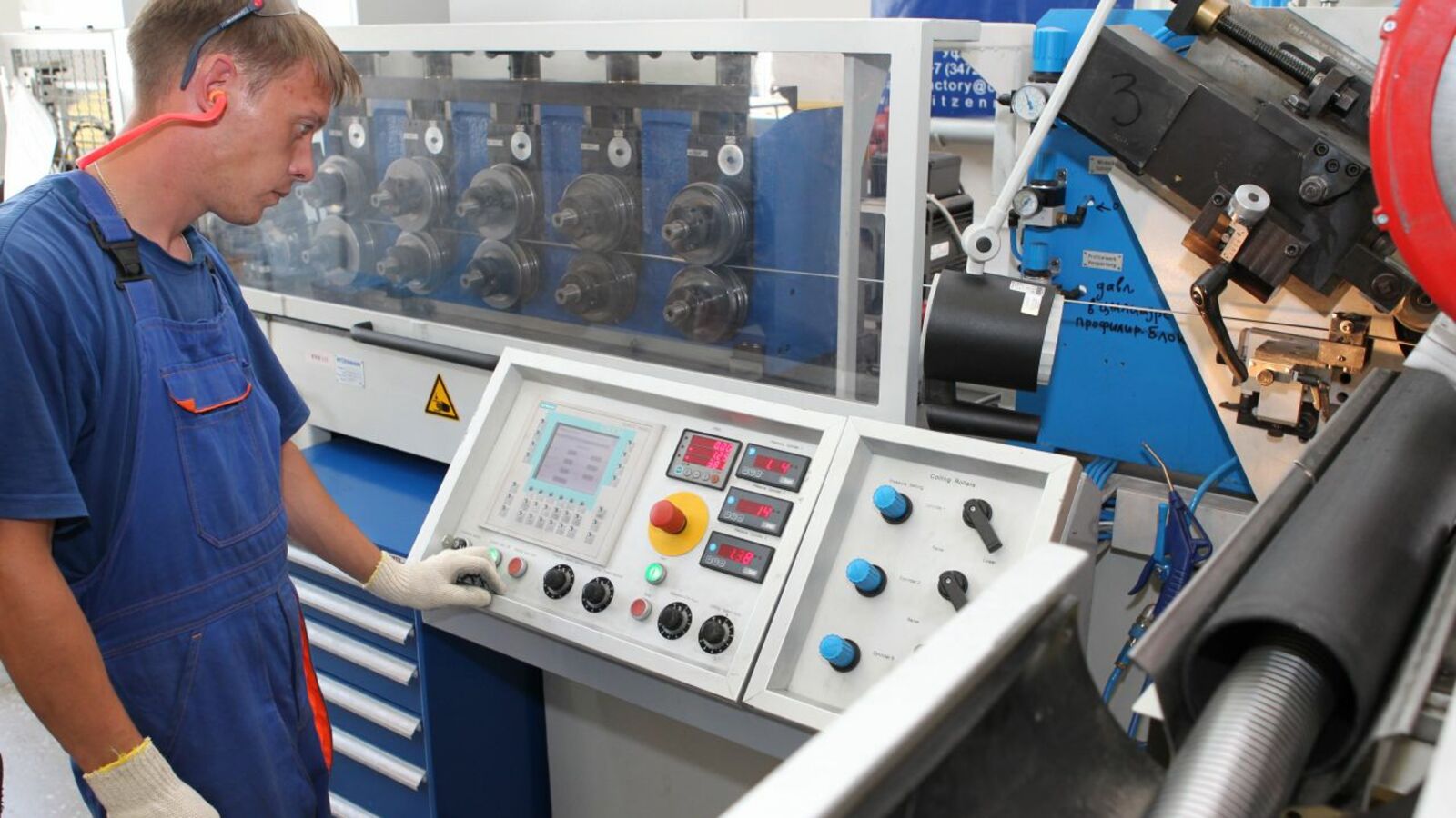 Олег Яровиков