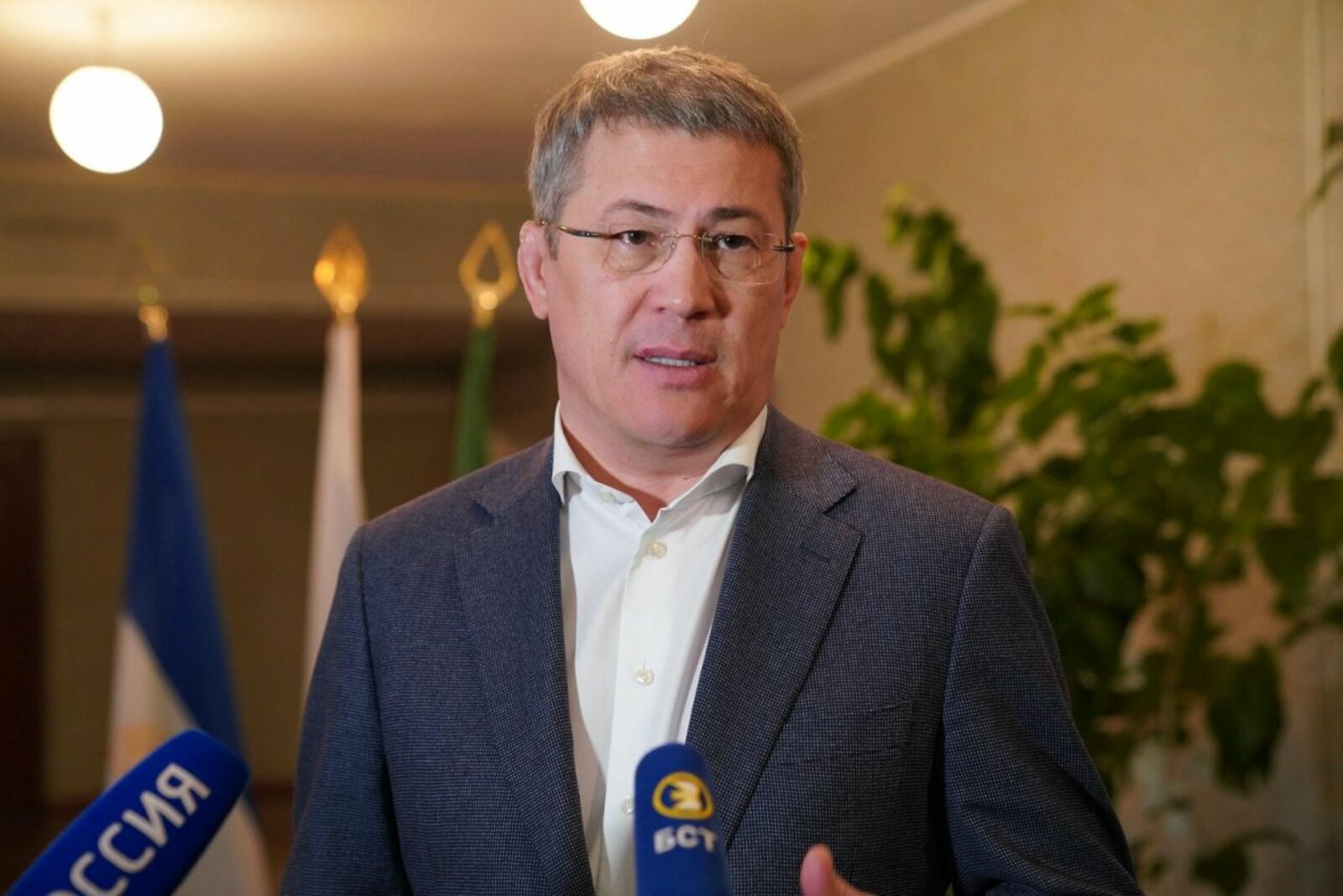 Олег Яровиков