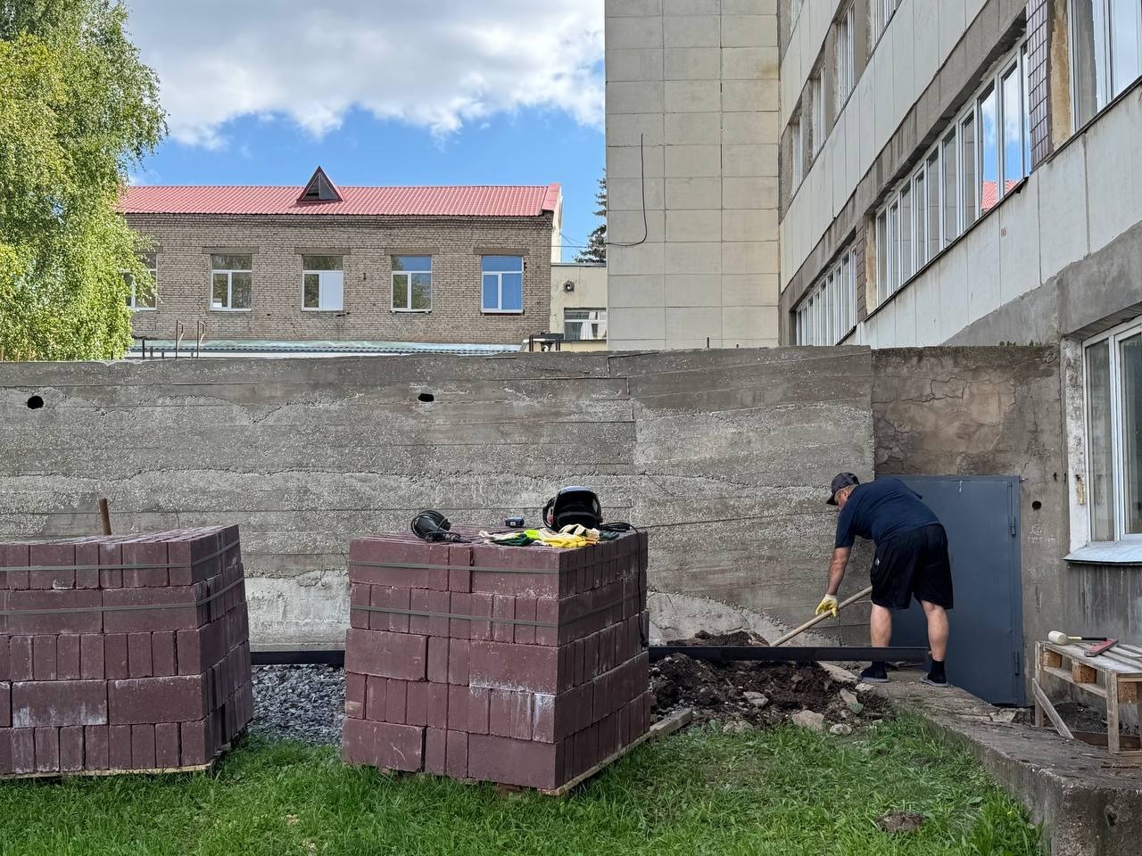 В Уфе благоустроят территорию школы №35