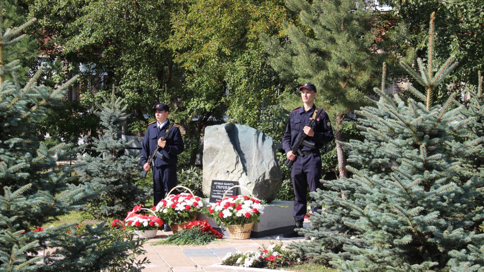 Эдуард  Кускарбеков