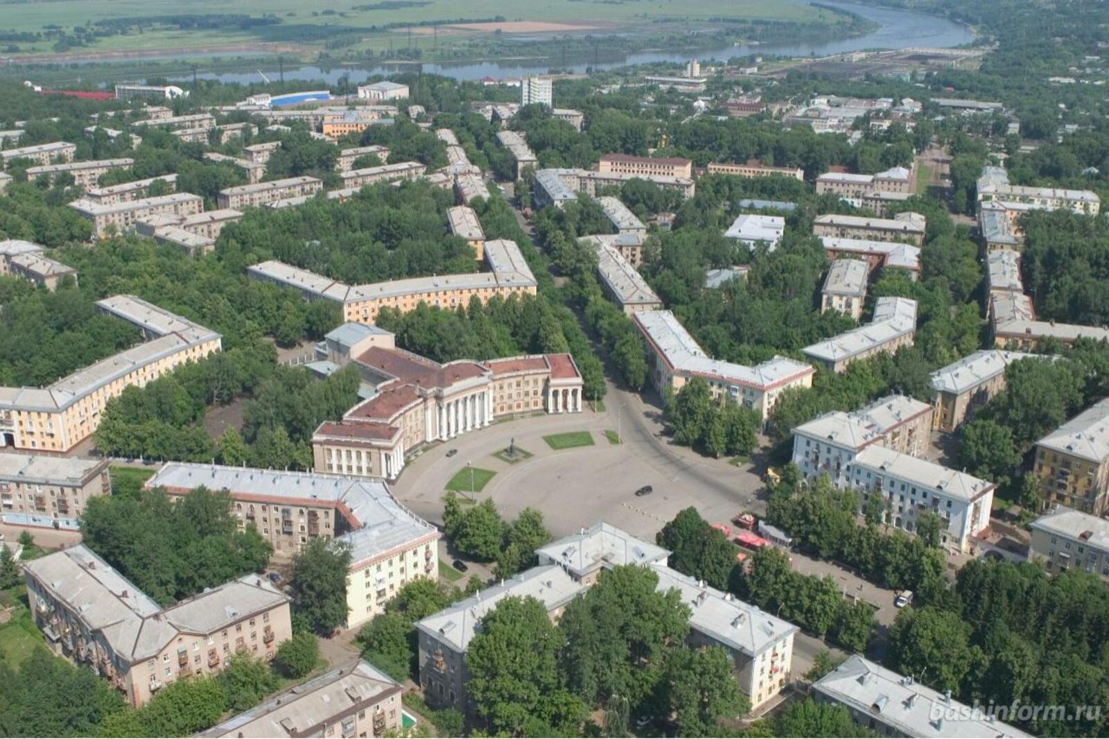 Андрей Старостин