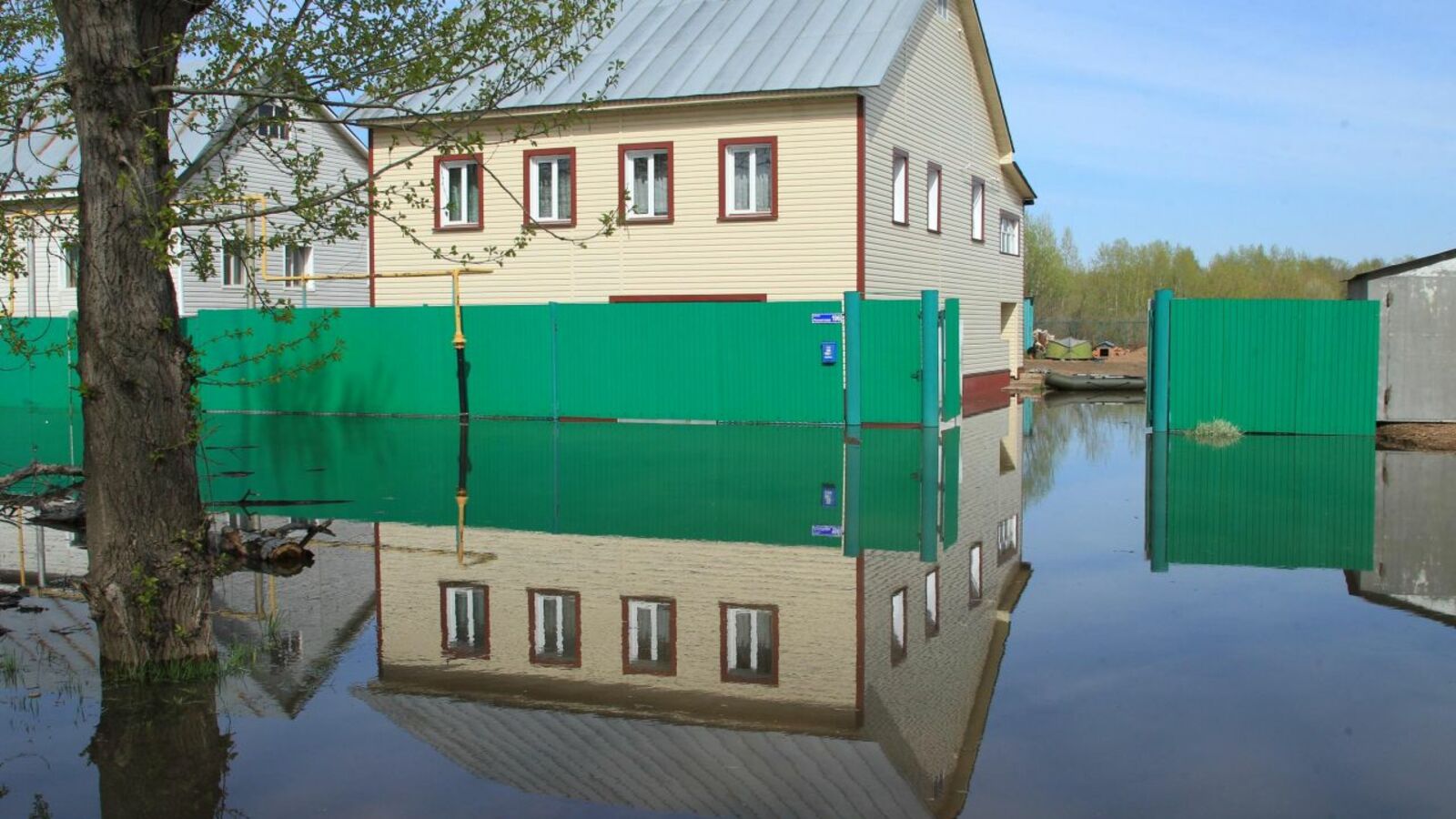 Олег Яровиков